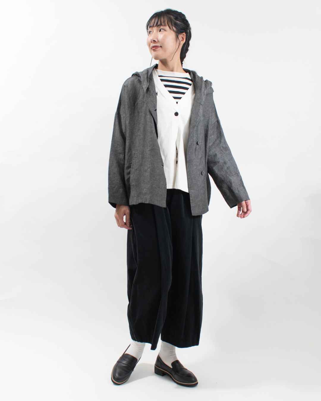 01EFP17438 blue willow リネンフードブルゾン