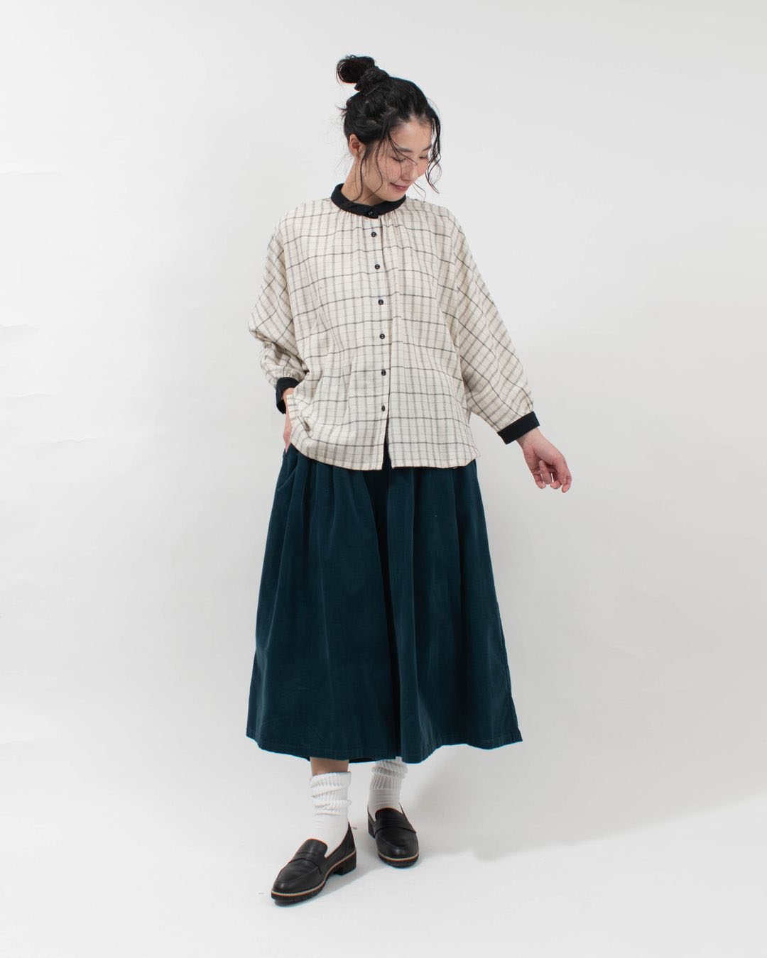 01EWS14628  blue willow 細コーデュロイワイドパンツ