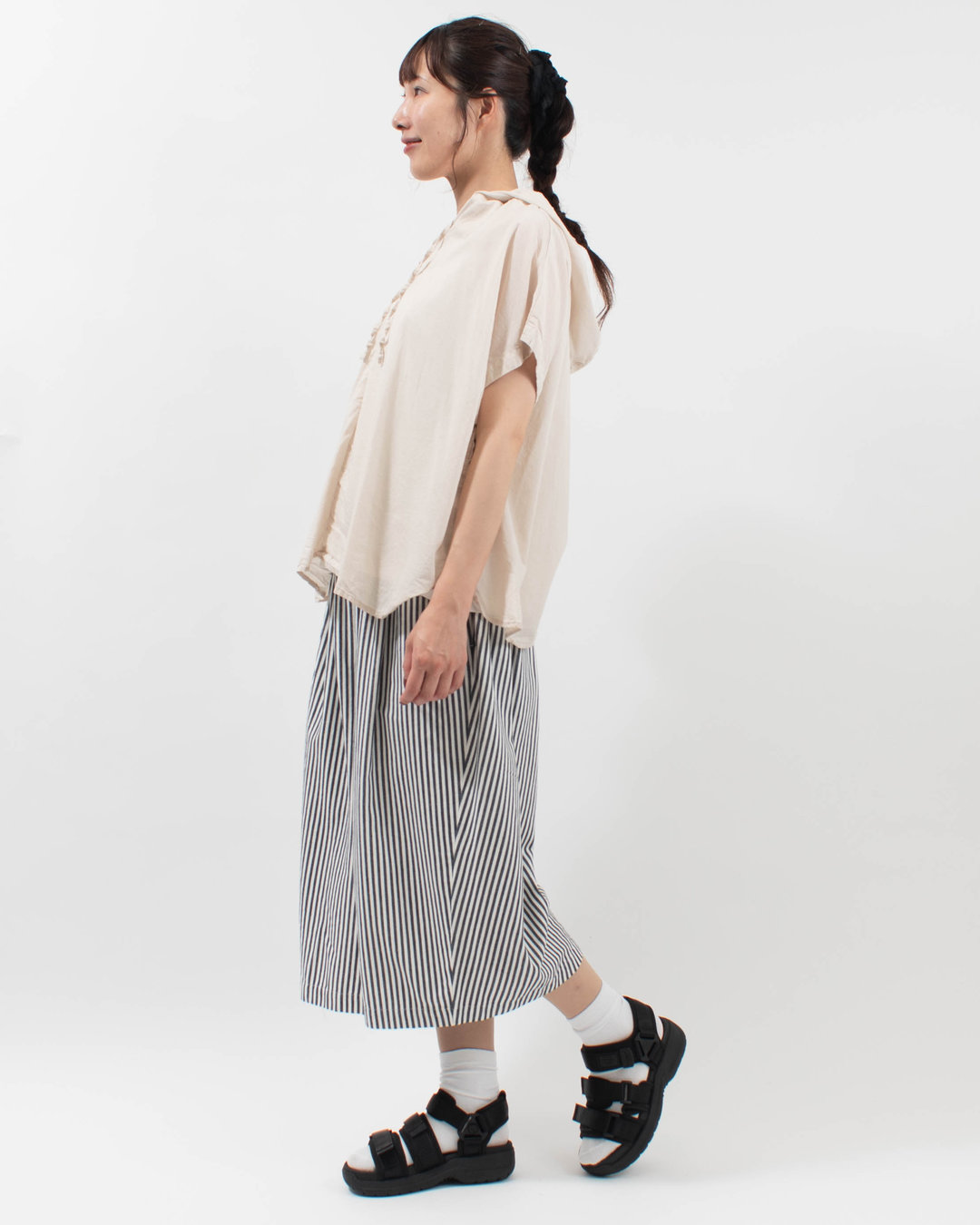 01FUS14338  blue willow コットン三つ綾ワイドクロップドパンツ  