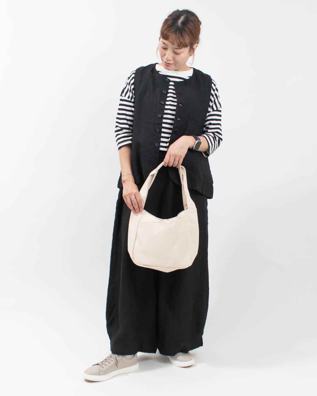 03ES6004  devan コットンラウンドバッグ Small
