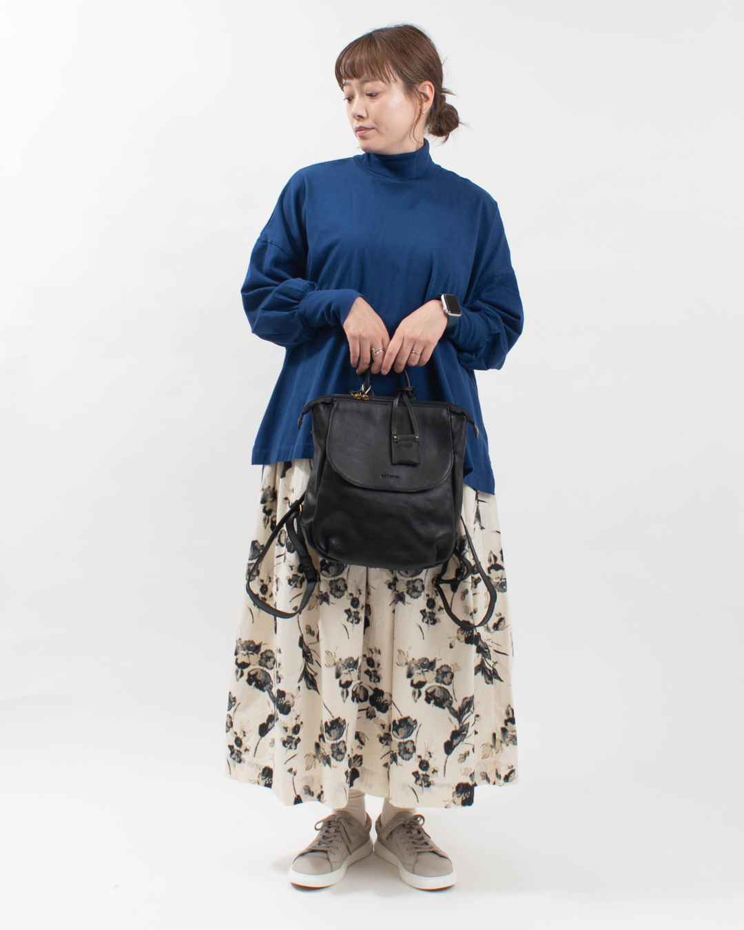 11999  toleur カウレザーリュック