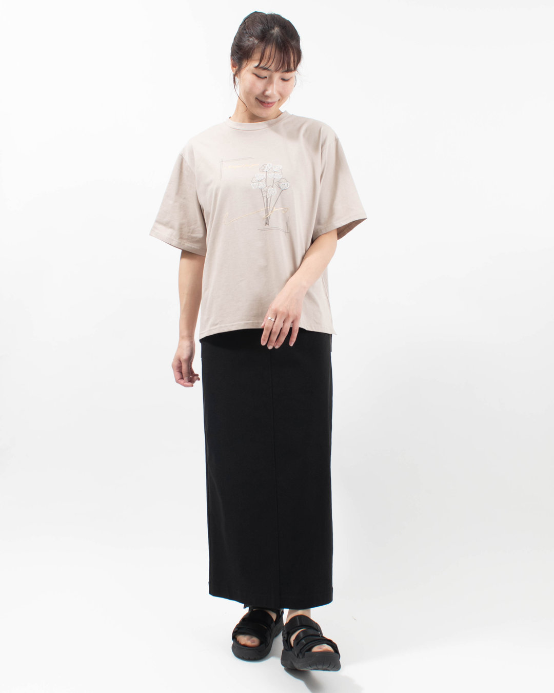 980-25135  vingtrois 花柄×箔ロゴプリント Tシャツ