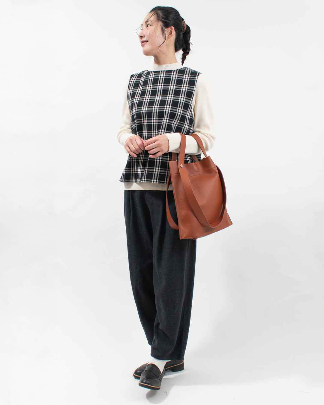 BEAURE カウレザー 2デザインハンドル 薄マチA4トート｜ナチュラル