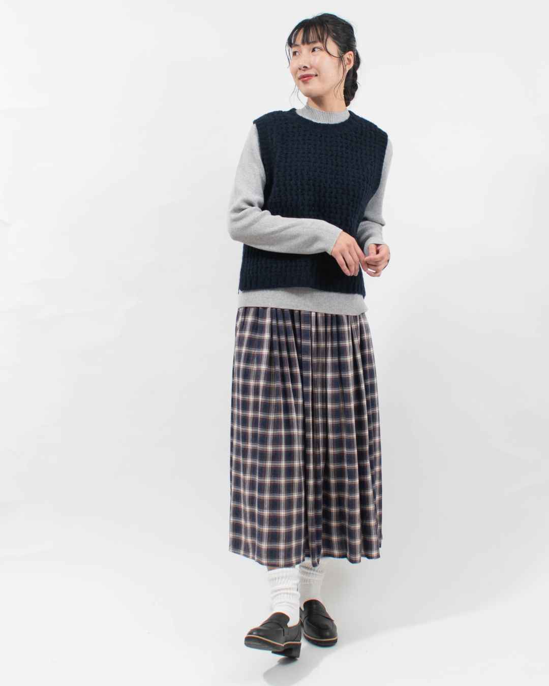 P906103 prit 1/3ファインメリノウールナイロン3Gワッフル編み クルーネックベスト