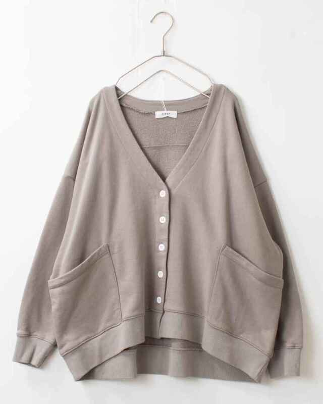 FIRST ファースト 丸いフォルムのVネックカーディガン FA-1332 レディース ナチュラル ファッション コーデ 服 30代 40代 50代 カジュアル シンプル ベーシック 楽天市場】FIRST ファースト 丸いフォルムのVネックカーディガン